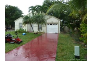 780 SW 7th Plaza, Florida City, FL 33034, Sold 02/17/17
