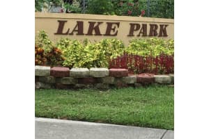 942 NE 199th St #2a, North Miami Beach, FL 33179, Sold 09/30/16