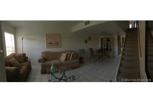 9191 Fontainebleau Blvd, Miami, FL 33172, Sold 09/26/16