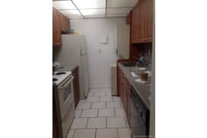9490 SW 77th Ave APT N7, Miami, FL 33156, Sold 10/12/16