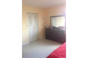 9425 Fontainebleau Blvd, Miami, FL 33172, Sold 10/28/16