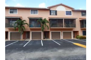 10242 Hammocks Blvd, Miami, FL 33196, Sold 09/28/16