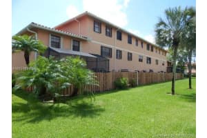 10242 Hammocks Blvd, Miami, FL 33196, Sold 09/28/16