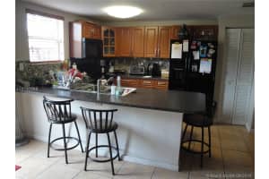5275 NW 112th Ave, Doral, FL 33178, Sold 02/10/17