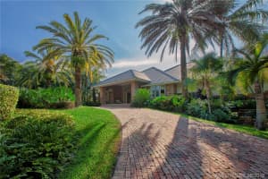 9570 Journey's End Rd, Coral Gables, FL 33156, Sold 08/17/16