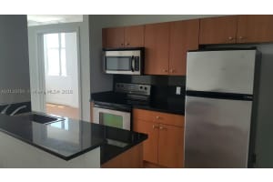 2200 NE 4th Ave, Miami, FL 33137, Sold 11/15/16
