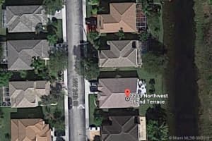 2233 NW 162nd Terrace, Pembroke Pines, FL 33028, Sold 04/28/17