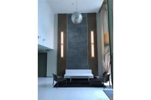 448 Ocean Dr, Miami Beach, FL 33139, Sold 12/28/16