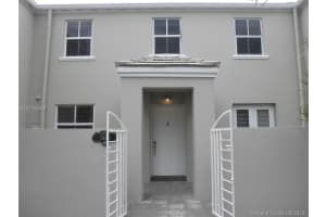 5460 SW 70th Pl N, Miami, FL 33155, Sold 11/30/16
