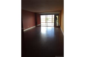 873 NE 195th St, Miami, FL 33179, Sold 04/06/17