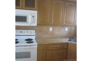 2710 W 76th St, Hialeah, FL 33016, Sold 10/24/16