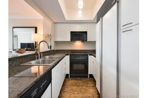 1500 Ocean Dr #100, Miami Beach, FL 33139, Sold 11/15/16