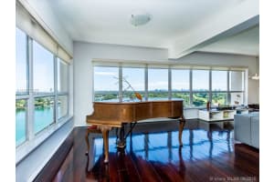 9102 W Bay Harbor Dr #9d, Bay Harbor Islands, FL 33154, Sold 02/01/17