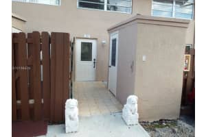 8440 SW 154th Cir Ct, Miami, FL 33193, Sold 05/10/17
