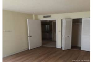 8860 Fontainebleau Blvd, Miami, FL 33172, Sold 10/12/16