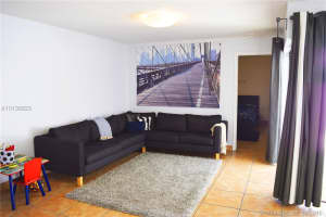 1431 SW 124th Ct, Miami, FL 33184, Sold 10/14/16