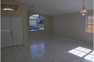 16605 SW 90th St, Miami, FL 33196, Sold 01/12/17
