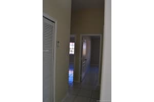 16605 SW 90th St, Miami, FL 33196, Sold 01/12/17