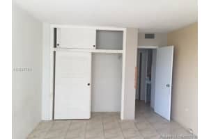7545 E Treasure Dr #4d, North Bay Village, FL 33141, Sold 09/27/16