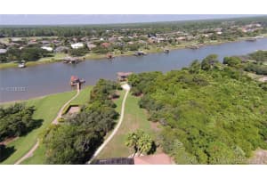 124 Island Estates Pkwy, Palm Coast, FL 32137, Sold 06/09/17