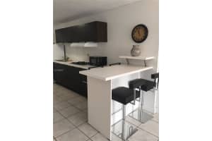 710 Washington Ave, Miami Beach, FL 33139, Sold 10/17/16