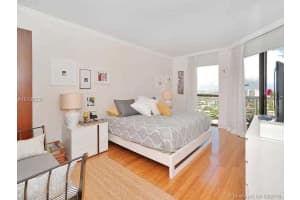 3640 Yacht Club Dr, Aventura, FL 33180, Sold 10/12/16