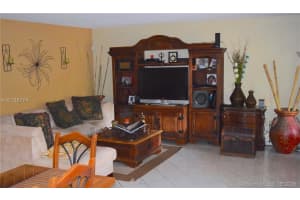 800 NW 106th Ave, Miami, FL 33172, Sold 09/30/16