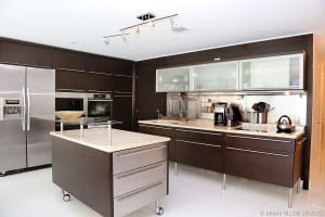 6000 Collins Ave, Miami Beach, FL 33140, Sold 05/31/17