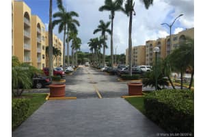 6980 NW 186th St, Hialeah, FL 33015, Sold 10/26/16