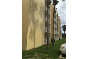 6980 NW 186th St, Hialeah, FL 33015, Sold 10/26/16