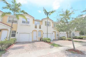 1039 NE 30th Ave, Homestead, FL 33033, Sold 05/25/17