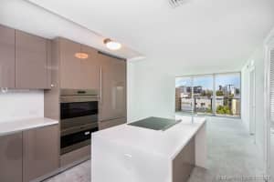 1201 20th St, Miami Beach, FL 33139, Sold 03/07/17