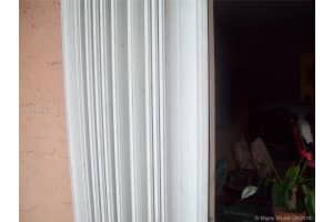 5199 NW 7th St, Miami, FL 33126, Sold 11/30/16