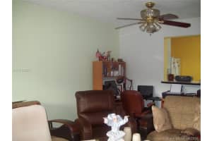 5199 NW 7th St, Miami, FL 33126, Sold 11/30/16