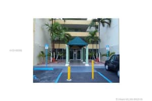 8320 NW 8th St, Miami, FL 33126, Sold 11/28/16