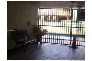 8320 NW 8th St, Miami, FL 33126, Sold 11/28/16