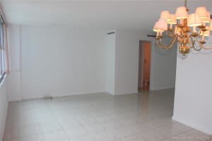 5055 Collins Ave #3a, Miami Beach, FL 33140, Sold 08/04/17