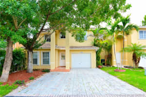 10484 SW 161st Pl, Miami, FL 33196, Sold 10/24/16