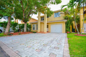 10484 SW 161st Pl, Miami, FL 33196, Sold 10/24/16