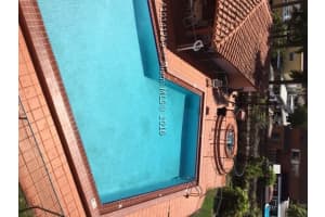 5050 NW 7th St, Miami, FL 33126, Sold 04/17/17