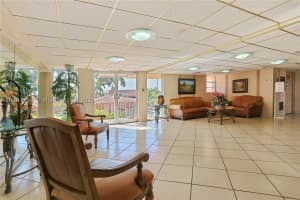 5050 NW 7th St, Miami, FL 33126, Sold 04/17/17