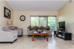 5590 NW 102nd Pl, Doral, FL 33178, Sold 12/14/16