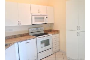 10315 NW 56th St, Doral, FL 33178, Sold 02/14/17
