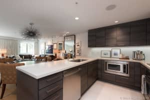 421 Meridian Ave, Miami Beach, FL 33139, Sold 04/06/17