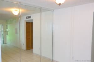 18725 NW 62nd Ave, Hialeah, FL 33015, Sold 11/16/16