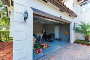 6672 SW 166th Ct, Miami, FL 33193, Sold 10/31/16