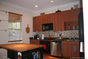 8666 Blaze Ct, Cooper City, FL 33328, Sold 12/09/16