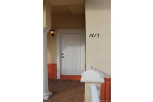 7475 NW 180th Terrace, Hialeah, FL 33015, Sold 01/04/17