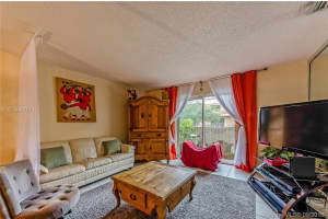 14901 SW 80th St, Miami, FL 33193, Sold 11/01/16