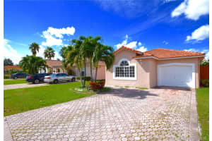 7665 NW 168th St, Hialeah, FL 33015, Sold 12/09/16